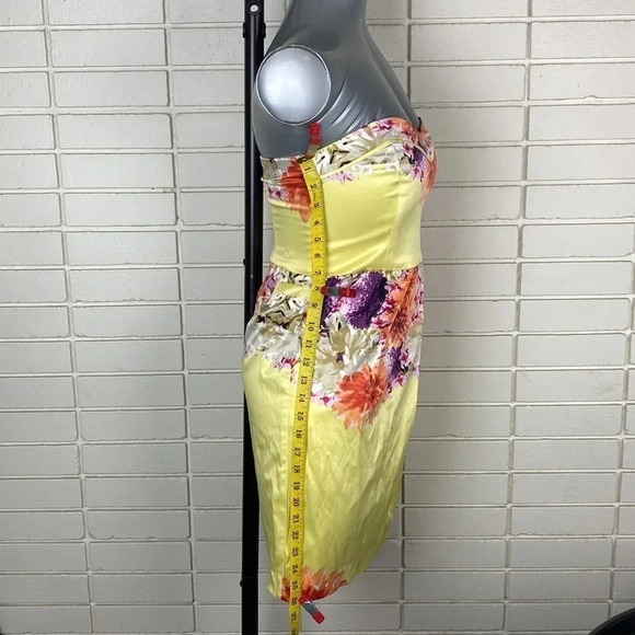 NWT  Yellow Floral print yellow strapless shift dress sweetheart neck size small - Picture 13 of 13